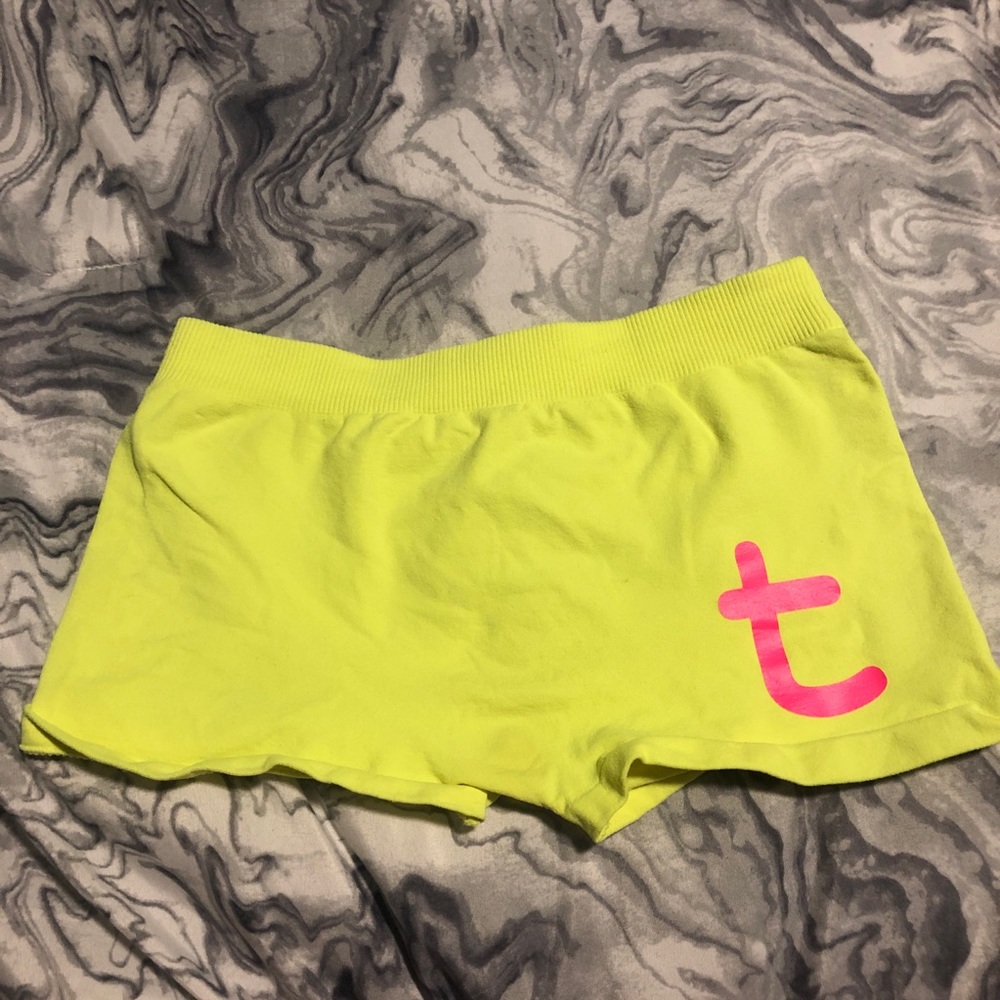 dance booty shorts